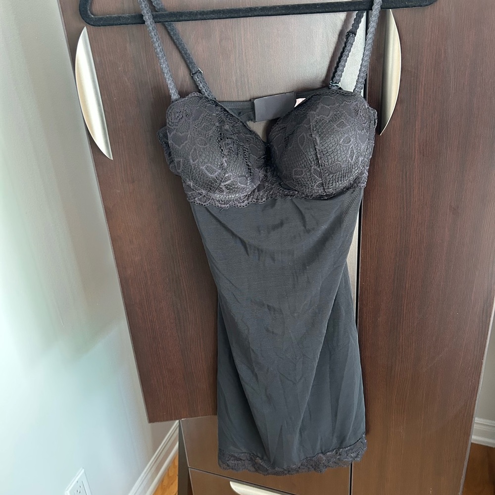 Elegant Black Lace Chemise